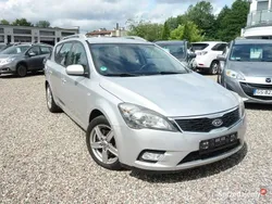 Srebrny Używany 2011 Kia Ceed 2 Kombi | 18 900 zł (Dobra cena)