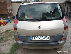 Złoty Używany 2006 Renault Scénic II Minivan | 4000 zł (Uczciwa cena)