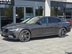 Szary Używany 2024 Volvo S90 Ultimate Sedan/Limuzyna | 255 800 zł