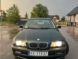 Zielony Używany 1998 BMW 323 Sedan/Limuzyna | 7999 zł