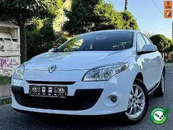 Biały Używany 2010 Renault Mégane III Hatchback | 14 900 zł (Dobra cena)