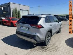 Biały Używany 2023 Toyota RAV4 SUV | 49 900 zł