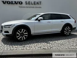 Biały Używany 2021 Volvo V90 CC Kombi | 174 900 zł (Uczciwa cena)