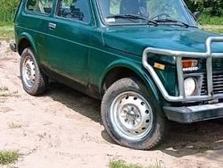 Zielony Używany 1999 Lada niva SUV | 6500 zł