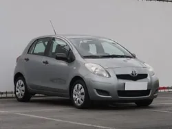Szary Używany 2010 Toyota Yaris Hatchback | 16 499 zł