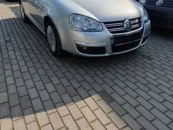 Srebrny Używany 2008 VW Jetta Sedan/Limuzyna | 23 500 zł (Uczciwa cena)