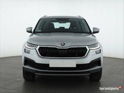 Srebrny Używany 2021 Skoda Kodiaq SUV | 111 499 zł (Uczciwa cena)