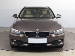 Brązowy Używany 2012 BMW 320 Kombi | 26 999 zł