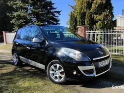 Czarny Używany 2011 Renault Scénic III Bose Edition Minivan | 21 900 zł (Uczciwa cena)