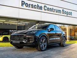 Chromite black metallic Nowe 2024 Porsche Cayenne S SUV | 664 000 zł