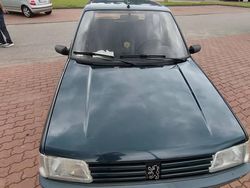 Zielony Używany 1995 Peugeot 205 Hatchback | 8000 zł