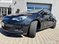 Czarny Używany 2015 Opel Astra GTC Coupe | 33 900 zł (Dość drogi)