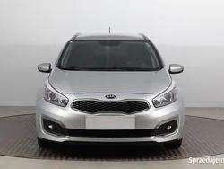 Srebrny Używany 2017 Kia Ceed Kombi | 32 999 zł (Uczciwa cena)