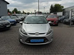 Srebrny Używany 2010 Ford Fiesta Hatchback | 18 900 zł (Uczciwa cena)