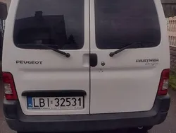 Używany 2009 Peugeot Partner Minivan | 8000 zł