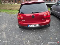 Czerwony Używany 2004 VW Golf V Hatchback | 4300 zł (Uczciwa cena)