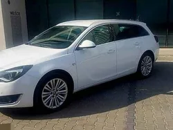 Biały Używany 2016 Opel Insignia Sedan/Limuzyna | 35 700 zł (Dobra cena)