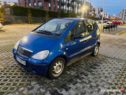 Niebieski Używany 2000 Mercedes A170 Hatchback | 2850 zł (Uczciwa cena)