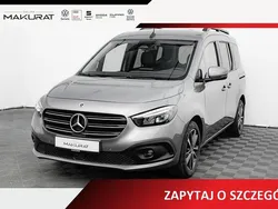 Szary (metalik) Używany 2023 Mercedes T180 Minivan | 118 840 zł