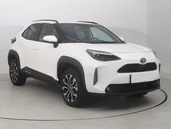 Biały Używany 2022 Toyota Yaris Cross SUV | 106 999 zł (Uczciwa cena)