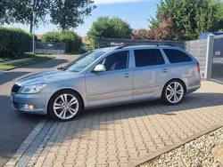 Niebieski Używany 2010 Skoda Octavia | 16 900 zł (Dobra cena)