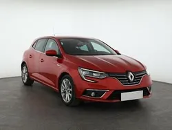 Czerwony Używany 2016 Renault Mégane IV Hatchback | 41 999 zł (Uczciwa cena)