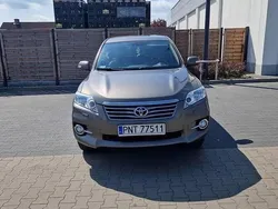 Brązowy Używany 2011 Toyota RAV4 SUV | 42 500 zł (Dobra cena)