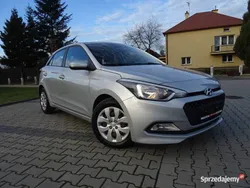 Srebrny Używany 2016 Hyundai i20 Hatchback | 29 999 zł (Uczciwa cena)