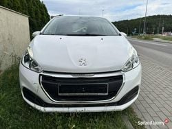 Biały Używany 2016 Peugeot 208 Hatchback | 22 800 zł (Dobra cena)