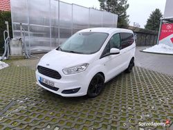 Używany 2016 Ford Tourneo Courier Minivan | 26 900 zł (Uczciwa cena)