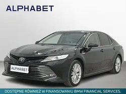 Czarny Używany 2020 Toyota Camry Executive Sedan/Limuzyna | 109 900 zł (Uczciwa cena)