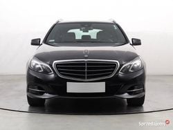 Czarny Używany 2013 Mercedes E200 Kombi | 49 999 zł (Drogi)