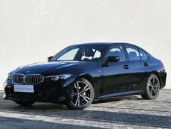 Czarny szafir metalizowany Używany 2024 BMW 318 Shadowline Sedan/Limuzyna | 169 900 zł (Dość drogi)