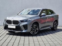 Szary skyscraper metalizowany Używany 2024 BMW X2 Luxury Line SUV | 189 000 zł