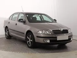 Złoty Używany 2008 Skoda Octavia Hatchback | 13 999 zł (Dobra cena)