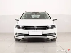 Biały Używany 2017 VW Passat Kombi | 53 999 zł (Dobra cena)