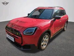 Chili red ii Używany 2024 Mini Countryman SUV | 192 900 zł