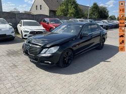 Czarny (metalik) Używany 2010 Mercedes E350 Sedan/Limuzyna | 24 900 zł