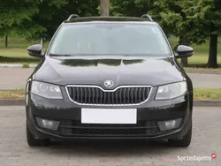 Czarny Używany 2013 Skoda Octavia Kombi | 31 999 zł