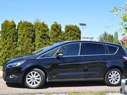 Czarny Używany 2018 Ford S-MAX Titanium Minivan | 49 900 zł (Uczciwa cena)