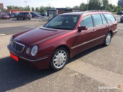 Bordowy Używany 2000 Mercedes E430 Sedan/Limuzyna | 40 500 zł