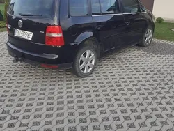 Czarny Używany 2004 VW Touran Minivan | 5000 zł (Dobra cena)