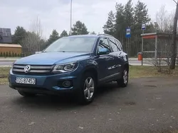 Niebieski Używany 2015 VW Tiguan SUV | 53 900 zł (Dobra cena)