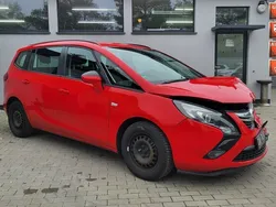Czerwony (metalik) Używany 2015 Opel Zafira Minivan | 13 900 zł