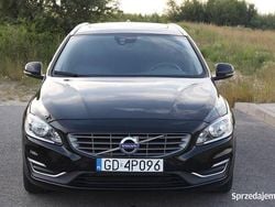 Czarny Używany 2016 Volvo V60 Kombi | 49 999 zł (Super Cena)
