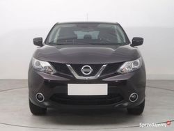 Fioletowy Używany 2016 Nissan Qashqai SUV | 49 999 zł (Uczciwa cena)