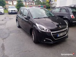 Czarny Używany 2018 Peugeot 208 Hatchback | 25 000 zł (Super Cena)