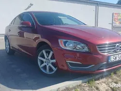 Czerwony Używany 2013 Volvo S60 Sedan/Limuzyna | 42 500 zł (Dość drogi)