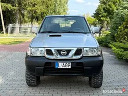 Srebrny Używany 2003 Nissan Terrano SUV | 10 900 zł