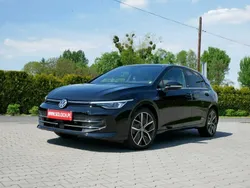 Czarny Używany 2024 VW Golf VIII Edition Hatchback | 119 900 zł (Dość drogi)